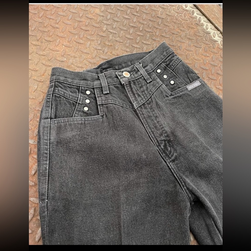 Selling vintage rockies $80
